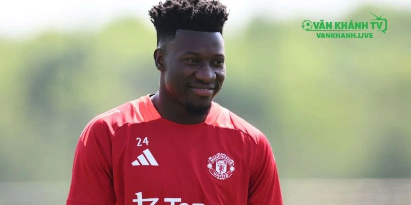 Onana vắng mặt giao hữu, hy vọng sẽ giúp Man Utd chiến thắng Arsenal.