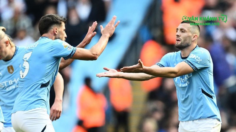 Man City chuẩn bị hành quân tới Molineux: Haaland và Foden sẵn sàng tỏa sáng